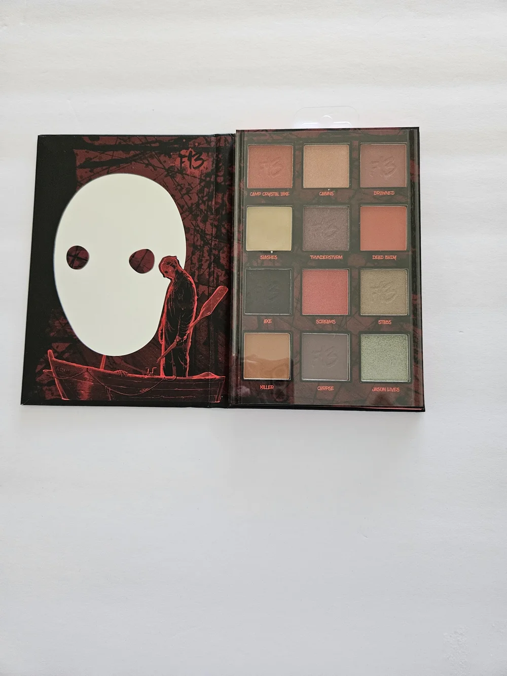 (#143) Friday the 13th Glow-In-The-Dark Eyeshadow 12 set Palette